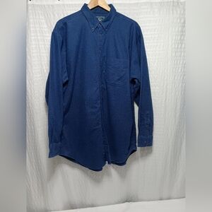 Woolrich Vintage Flannel men's button down shirt. Size XL